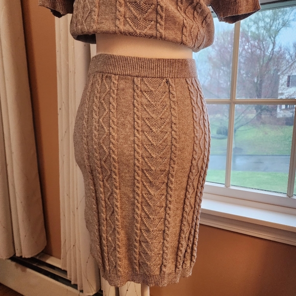 Sweater Skirt - Picture 2 of 6